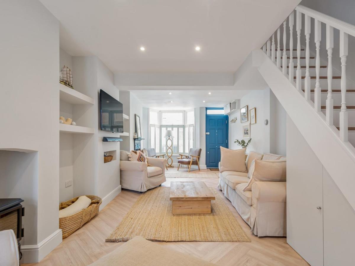 Pass The Keys 3 Bed Scandi Heaven Minutes From The Beach Whitstable Buitenkant foto