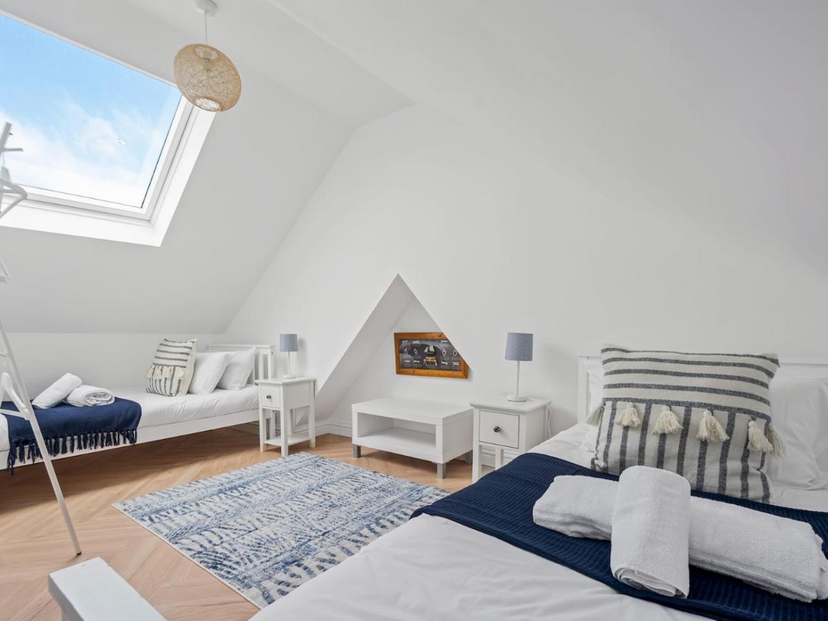 Pass The Keys 3 Bed Scandi Heaven Minutes From The Beach Whitstable Buitenkant foto